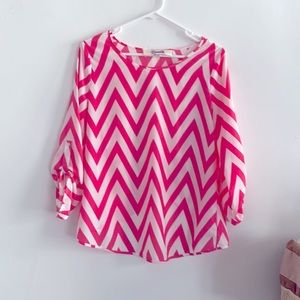Emmalee pink and whit me top